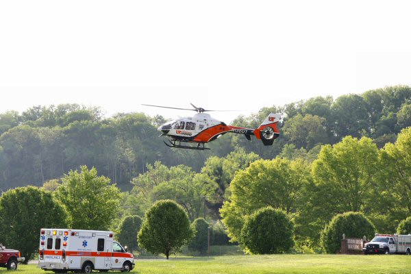Lifestar Air Ambulance lifting off at intersection of Hwy 92 & Dumplin Valley Road - Staff Photo by Jeff Depew