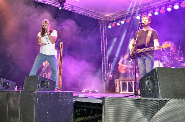 Jason Michael Carroll performing at the Jefferson County Fair, August 15, 2013 - Staff Photo by Sara May