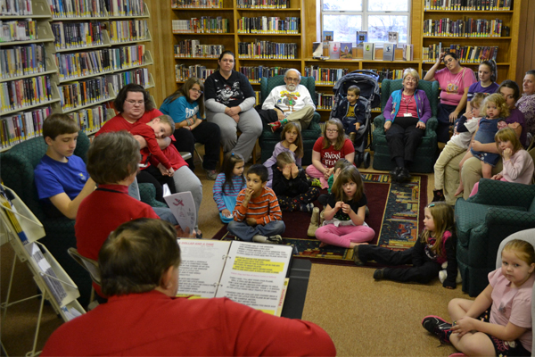 Children's Book Author Hank Niceley appearing at Jefferson City Library, Jefferson City, TN - Jefferson County Post Staff Photo by Sara May
