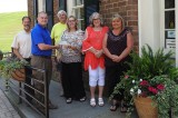 Modern Woodmen Donates to the Town of Dandridge for Flowers